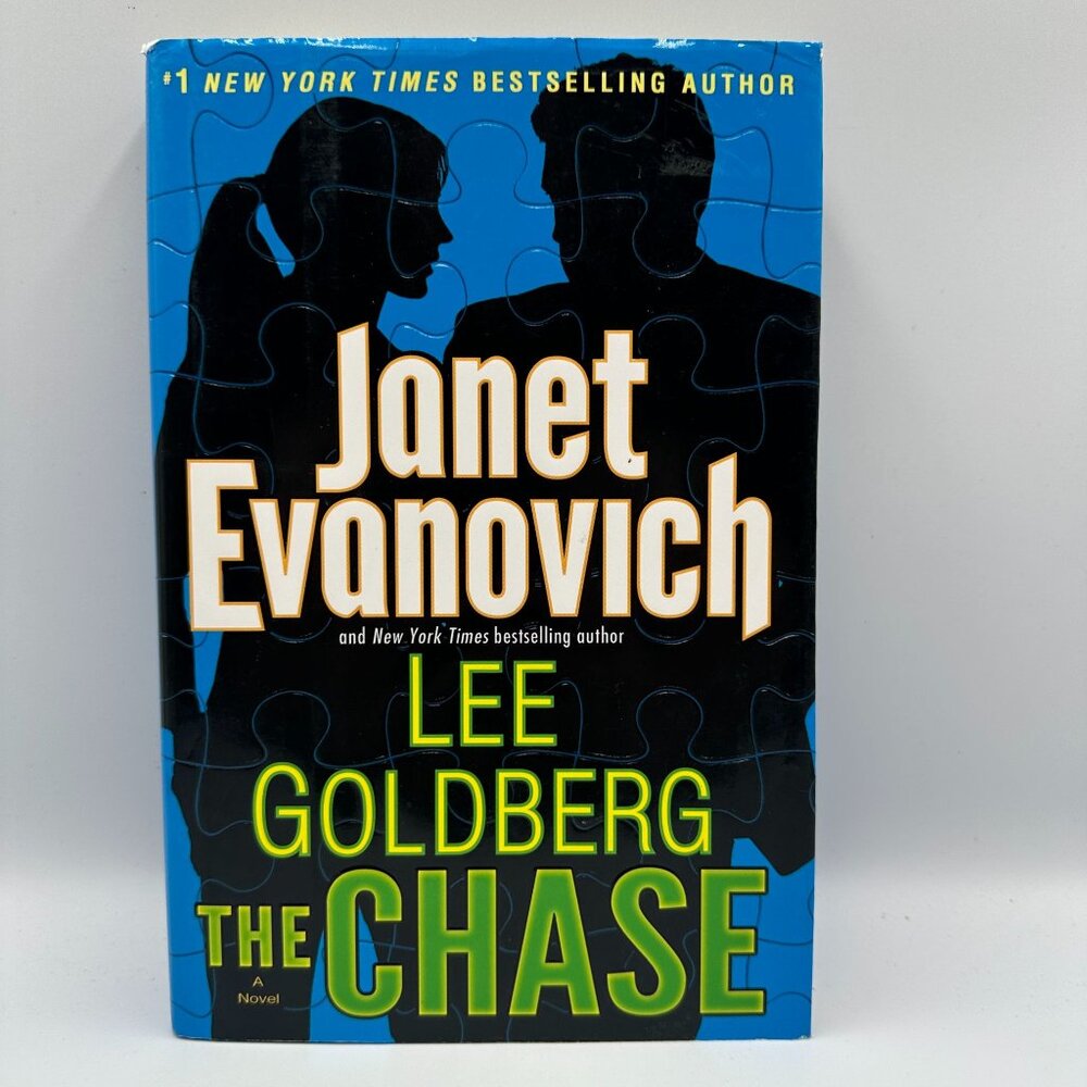 Janet Evanovich Lee Goldberg The Chase Novel First Edition Hardcover 2014